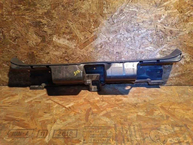 Кронштейн бампера Peugeot 308 2012 4C