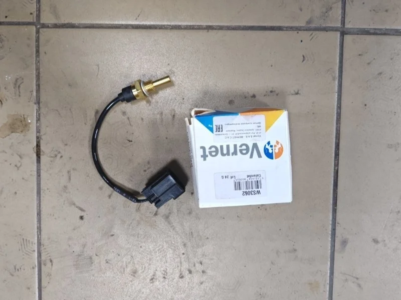 Датчик температуры охлаждающей жидкости Volvo WS3062