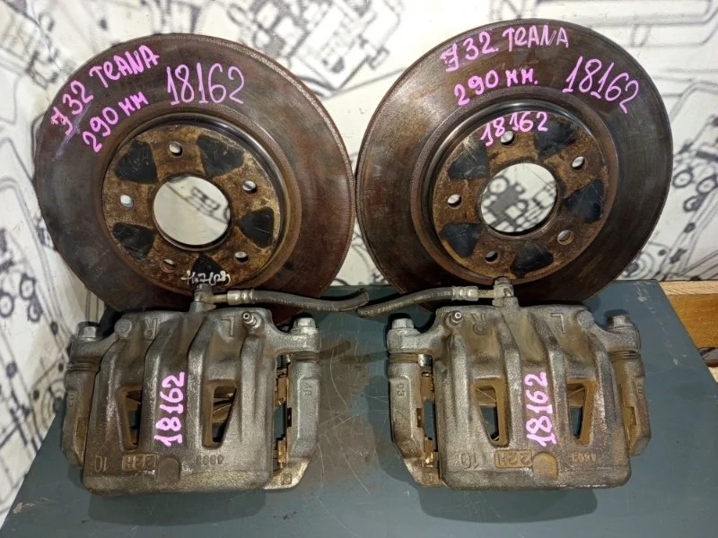 Комплект суппорта и диски Nissan Murano 40206CA010 Z51, передний