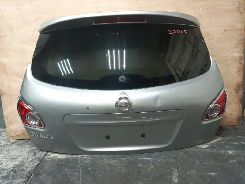 Крышка багажника Nissan Qashqai 2008 K010MJD9MB J10
