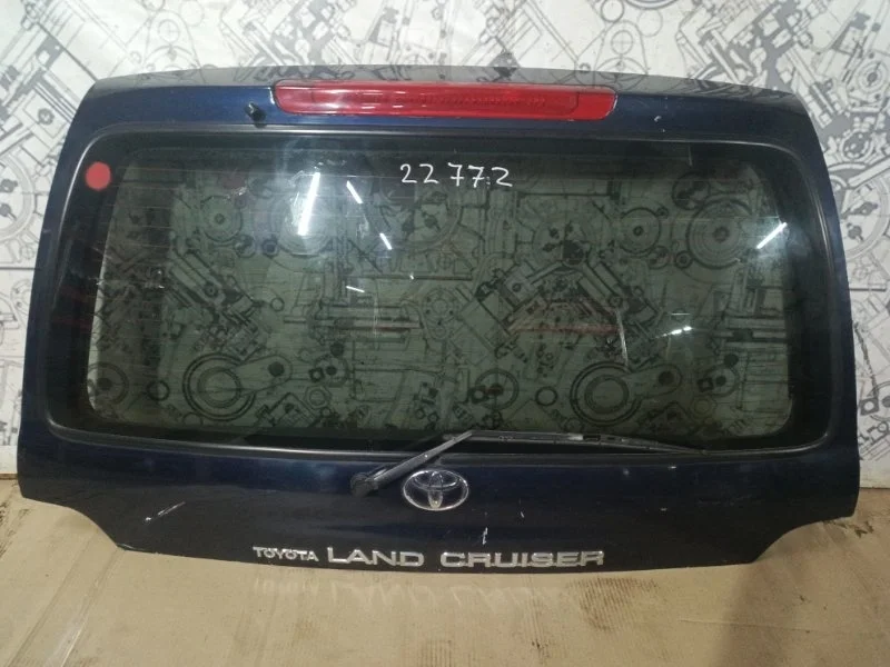 Крышка багажника Toyota Land Cruiser 2007 670056B110 100 2UZ-FE