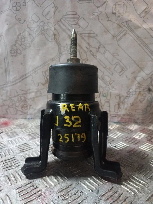 Подушка двигателя Nissan Teana 2012 11320JN02D J32 QR25DE, задняя