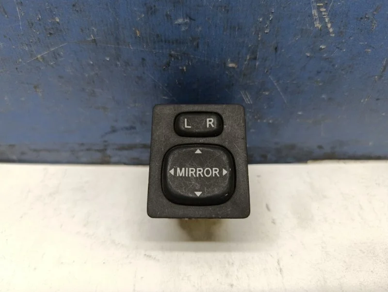 Блок кнопок регулировки зеркал Toyota Corolla 2006 - 2013 8487034010 E150