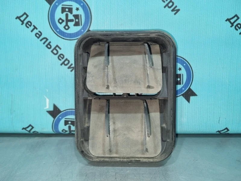 Решетка вентиляционная Nissan Qashqai J10