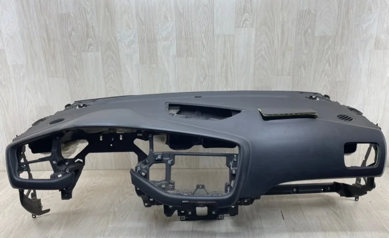 Торпедо Kia Ceed JD