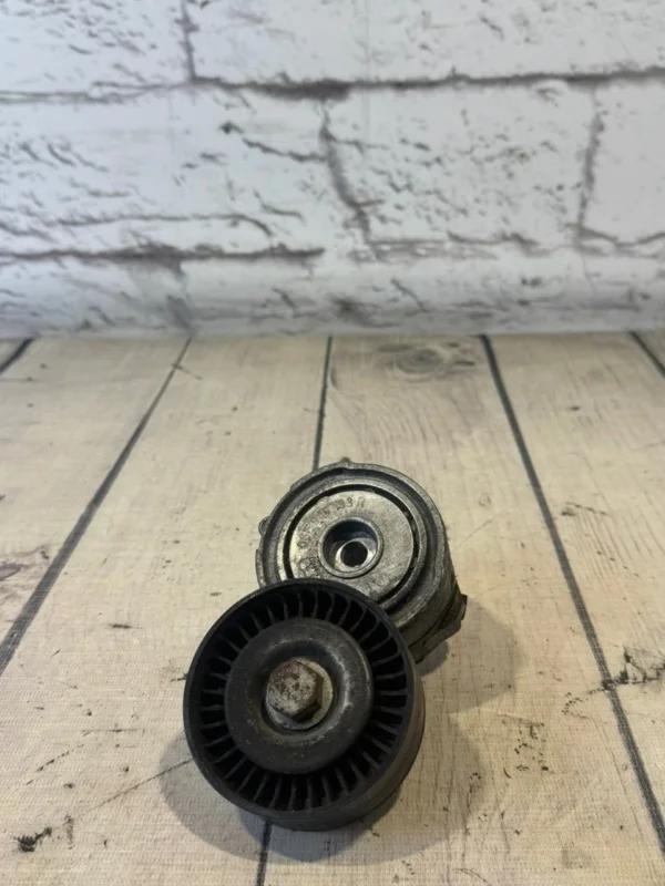 Ролик натяжителя ремня Audi A6 2013 C7