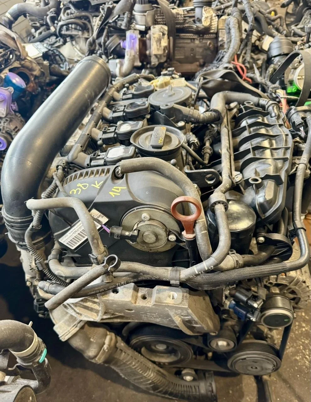 Двигатель без навесного 2.0 cps (из японии) Audi Q3 2014