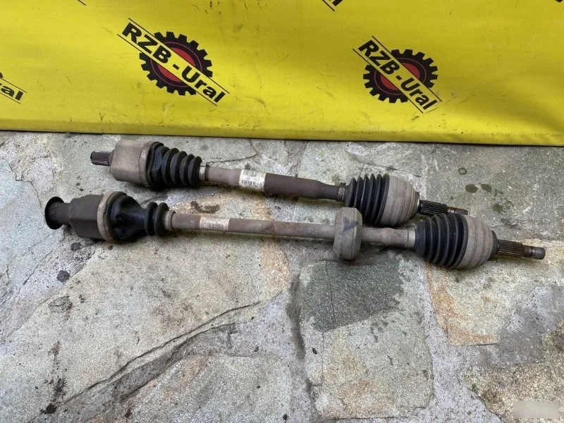 Привод полуось Nissan Almera 391002983R G15, передний