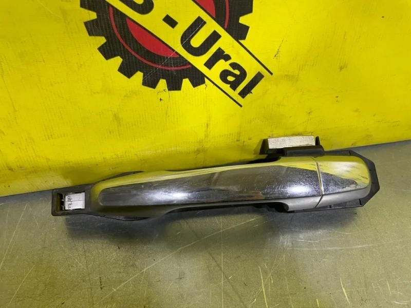 Ручка двери наружная Mitsubishi L200 5716A032 ПИКАП, задняя левая