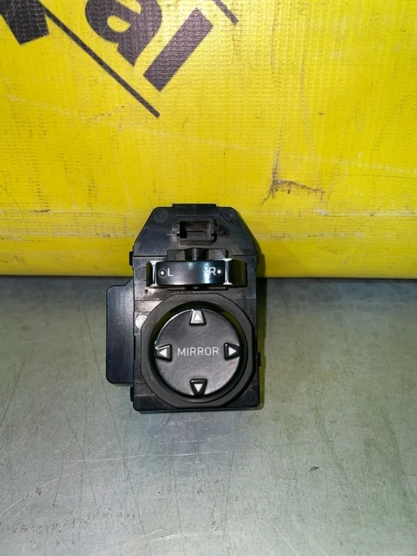 Блок управления зеркалами Hyundai Solaris 93530H5000 2 1.6, передний левый