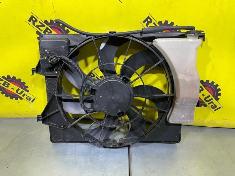 Диффузор радиатора Hyundai Solaris 25380H8000 2 1.6