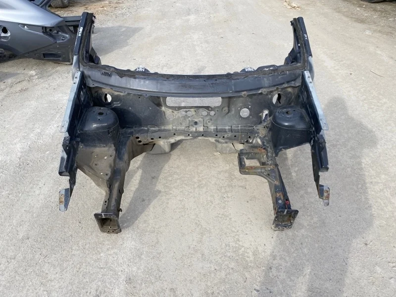 Передняя часть кузова Ford Fusion 1143953 1.4, передняя