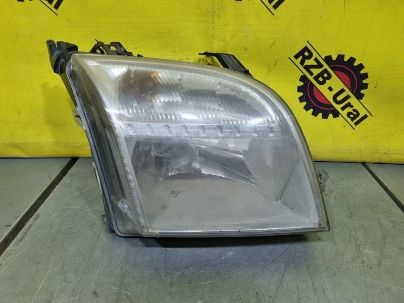 Фара Ford Fusion 1526782 1.4, передняя правая