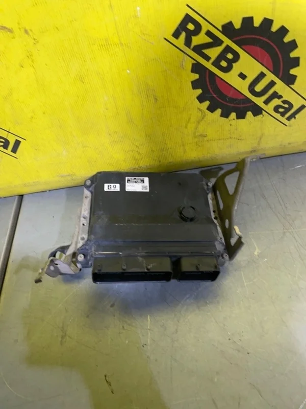 Блок управления двигателем Toyota Corolla 2008 8966112B91 Е150 1.6