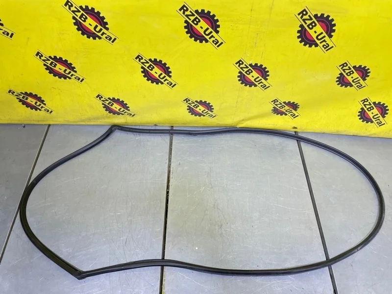 Уплотнитель двери Kia Ceed 82140A2000 JD 1.4, передний правый