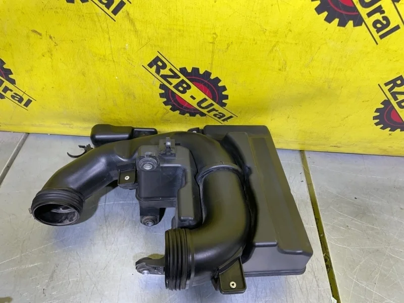 Резонатор воздушного фильтра Kia Ceed 28220A2000 JD 1.4