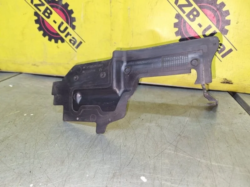 Воздуховод радиатора Opel Astra 13337114 J, передний правый