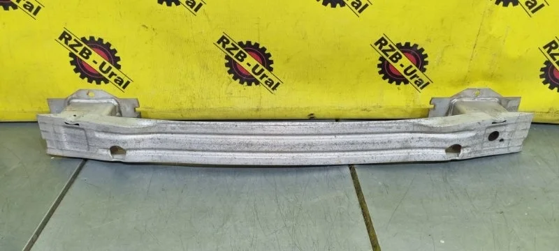 Усилитель бампера Opel Astra 13359159 J, задний