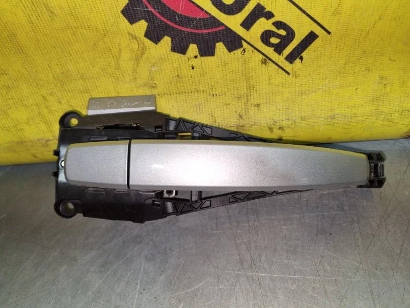 Ручка двери наружная Opel Astra 25936893 J, задняя правая