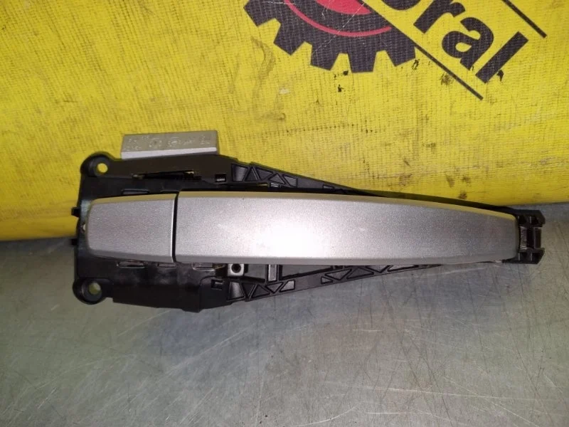 Ручка двери наружная Opel Astra 25936893 J, задняя левая