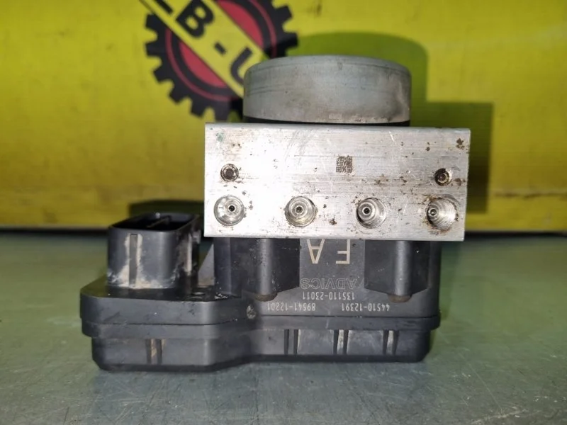 Блок ABS Toyota Corolla 4405012211 Е150 1.6