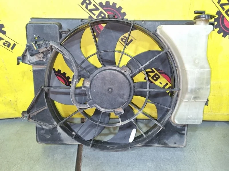 Диффузор радиатора Kia Rio 25380H8000 4 FB 1.6