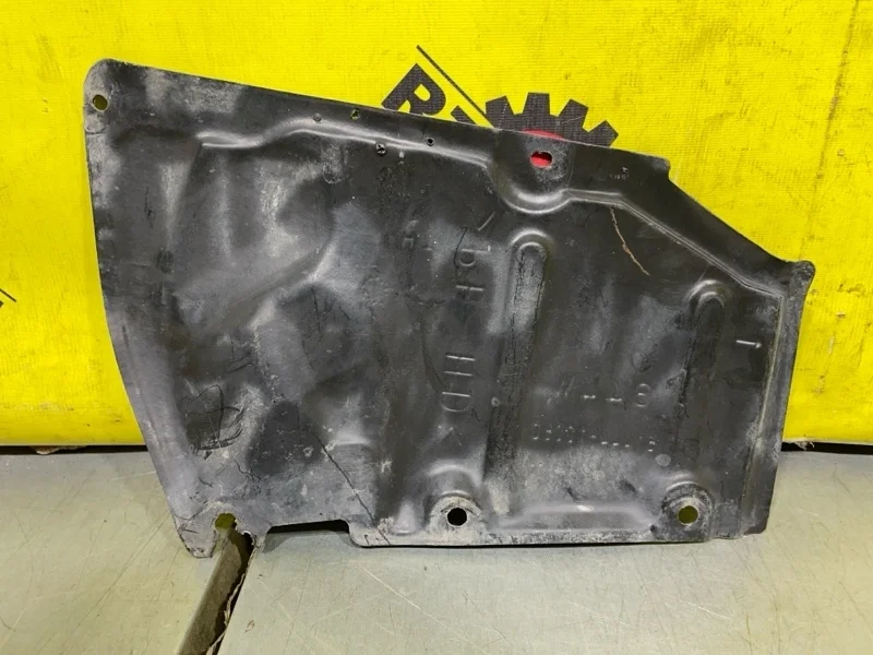 Пыльник двигателя Toyota Corolla 5144412050 E150 1.6, левый