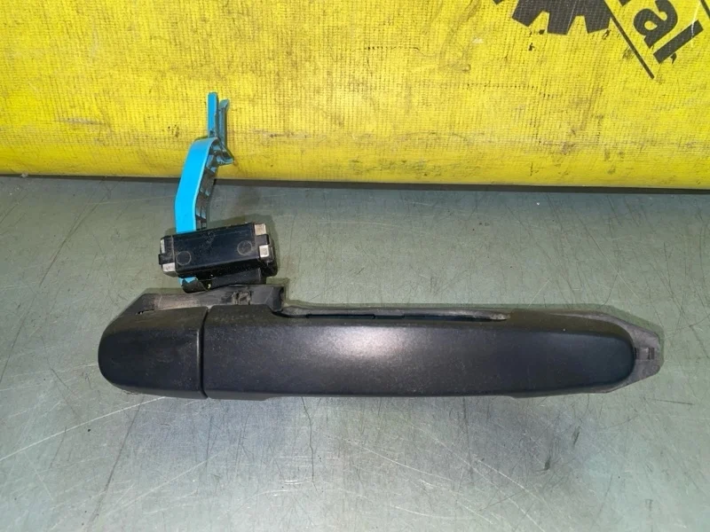 Ручка двери наружная Toyota Auris 6921142010 E150 1.4, задняя правая