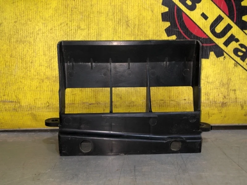 Воздухозаборник (наружный) Kia Cerato 28213A5000 YD, передний