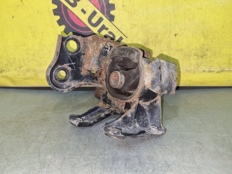 Подушка кпп Toyota Corolla 123720D140 E150 1.4, левая