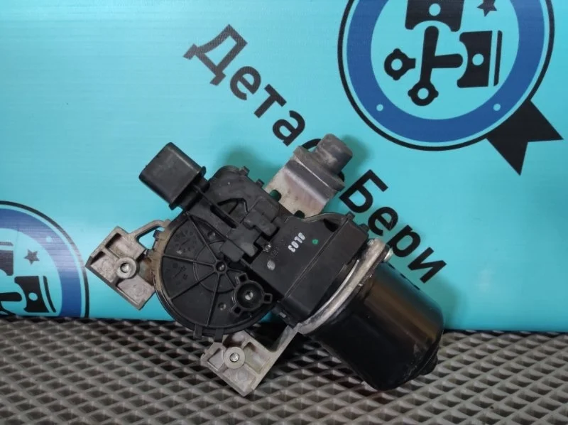 Мотор стеклоочистителя Hyundai Solaris 98100H5000 2 1.4