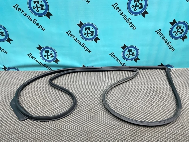 Уплотнитель двери Hyundai Solaris 82140H5000 2, передний правый