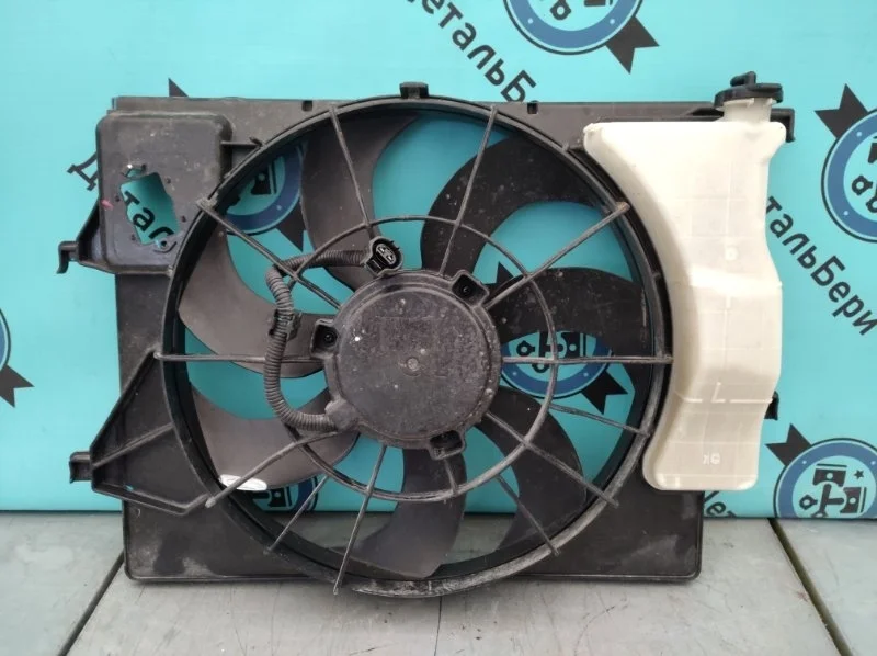 Диффузор радиатора Hyundai Solaris 25380H8000 2