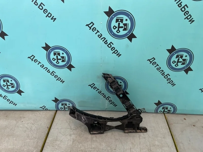 Кронштейн бампера MERCEDES-BENZ E-Class A2138850065, задний левый