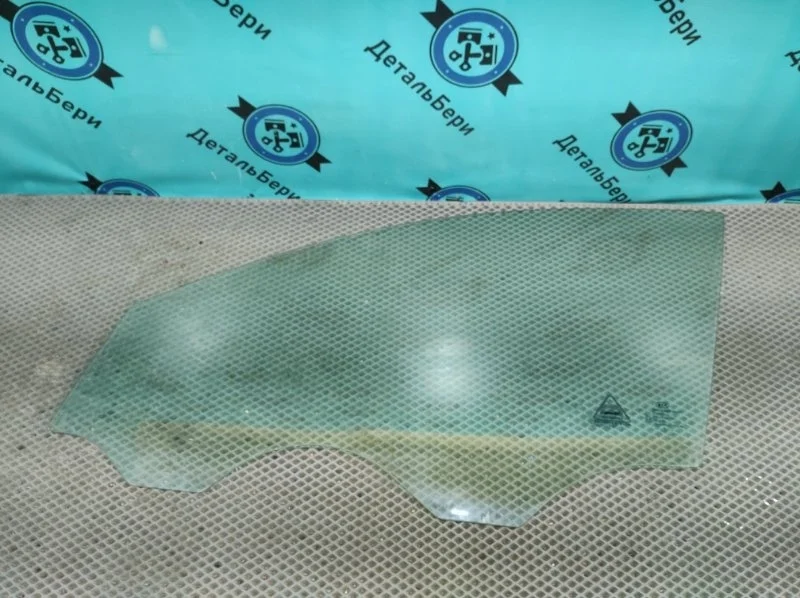 Стекло двери Kia Ceed 824111H020 ED, переднее левое