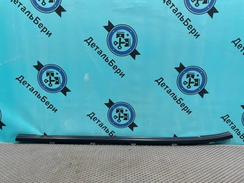 Молдинг стекла двери Kia Ceed 832101H000 ED, задний левый