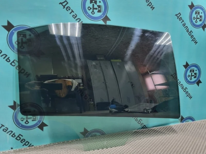 Стекло двери Skoda Rapid 60U845206 2, заднее правое