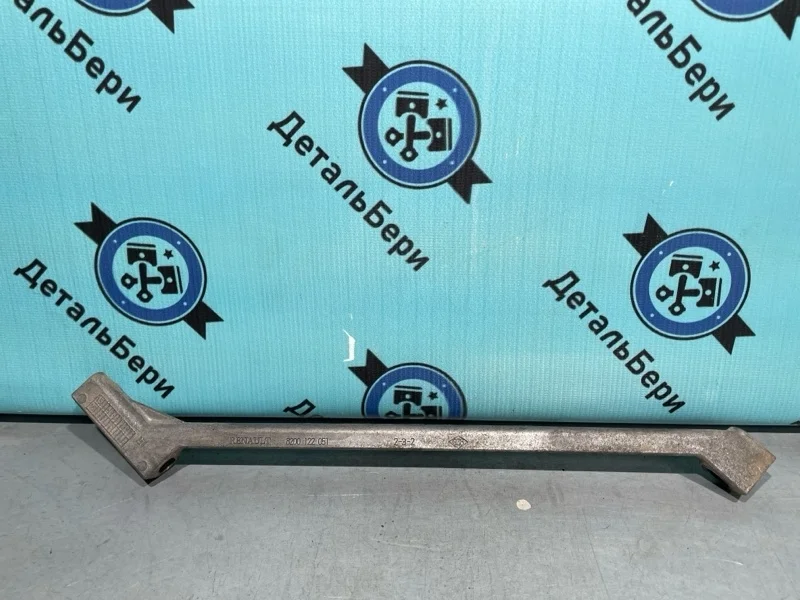 Кронштейн генератора Nissan Almera 8200122051 G15