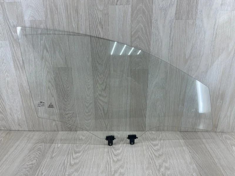 Стекло двери Hyundai Solaris 82420H5010 2 1.4, переднее правое