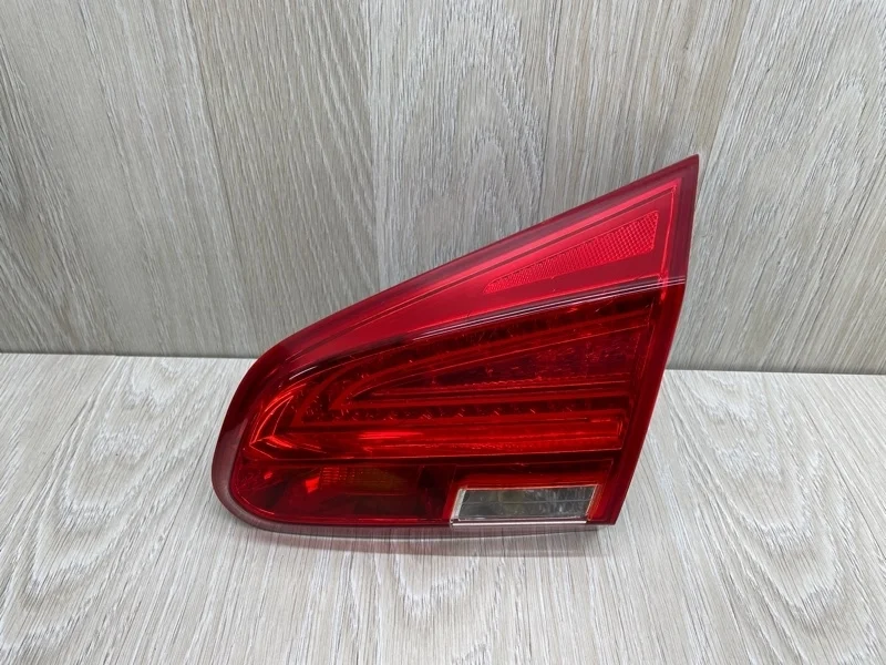 Фонарь внутренний Kia Ceed 92404A2000 JD, задний правый