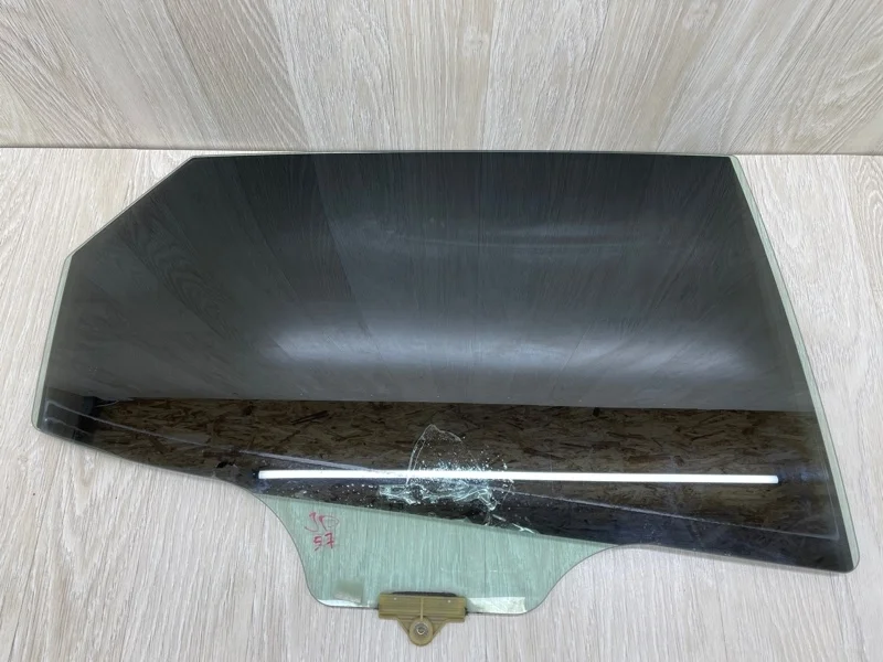 Стекло двери Kia Ceed 83420A2000 JD, заднее правое