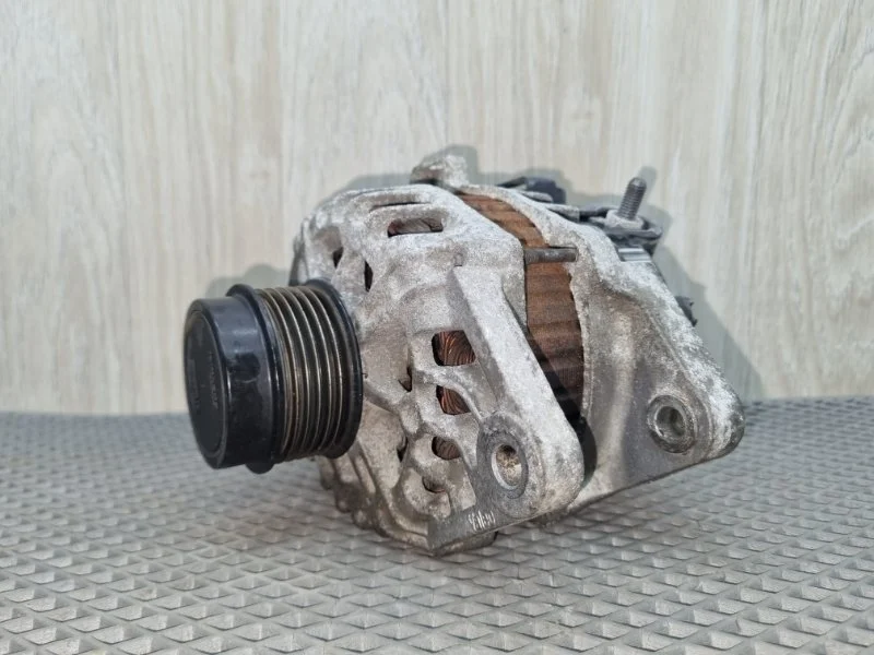 Генератор Kia Ceed 373002B710 JD