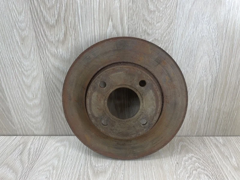 Диск тормозной Ford Fusion 1808479 1.4, передний