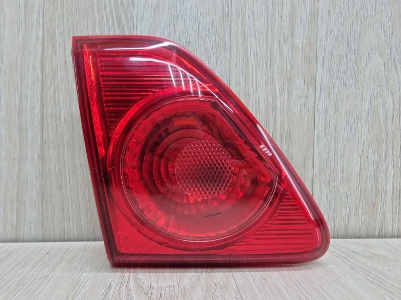 Фонарь внутренний Toyota Corolla 8159112100 E150, задний левый