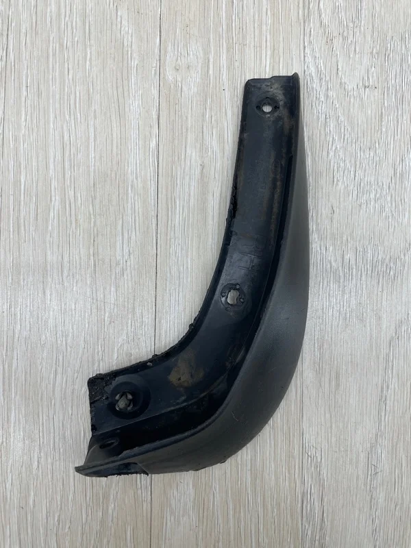 Брызговик Kia Ceed 868321H000 ED, передний правый