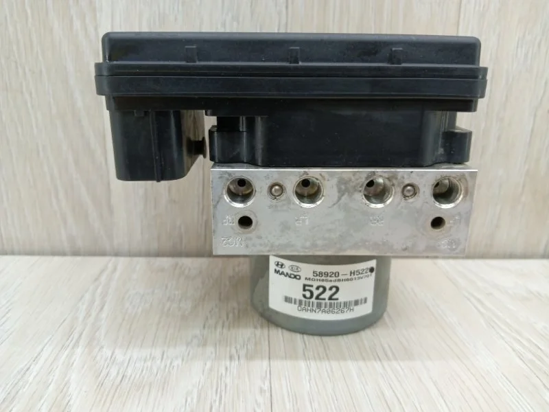 Блок ABS Hyundai Solaris 58920H5220 2