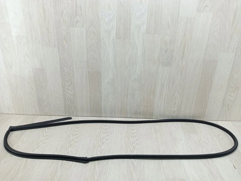 Уплотнитель двери Hyundai Solaris 83130H5000 2, задний левый