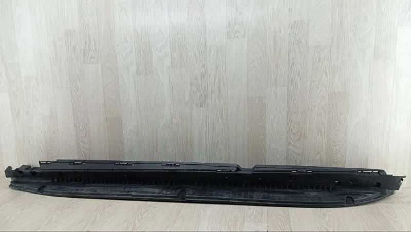 Кронштейн накладки порога MERCEDES-BENZ GL-Class 2012 - 2015 A1666900110 X166, левый