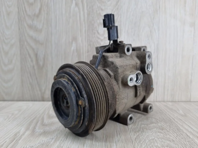 Компрессор кондиционера Kia Rio 977014L000 3