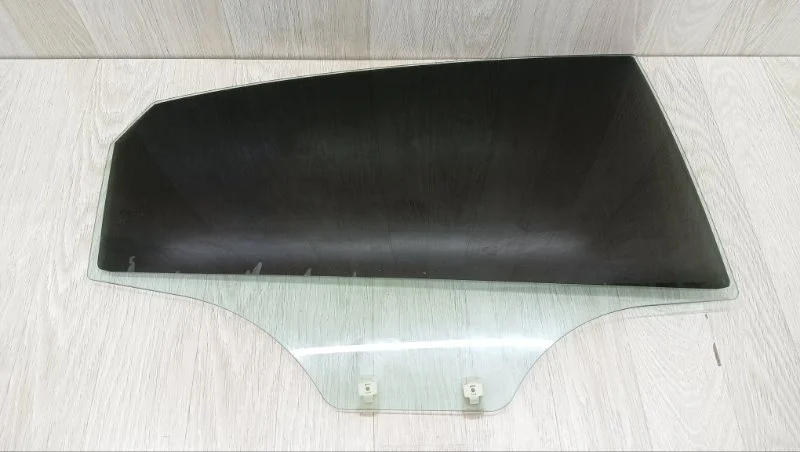 Стекло двери Kia Rio 834214X010 3, заднее правое